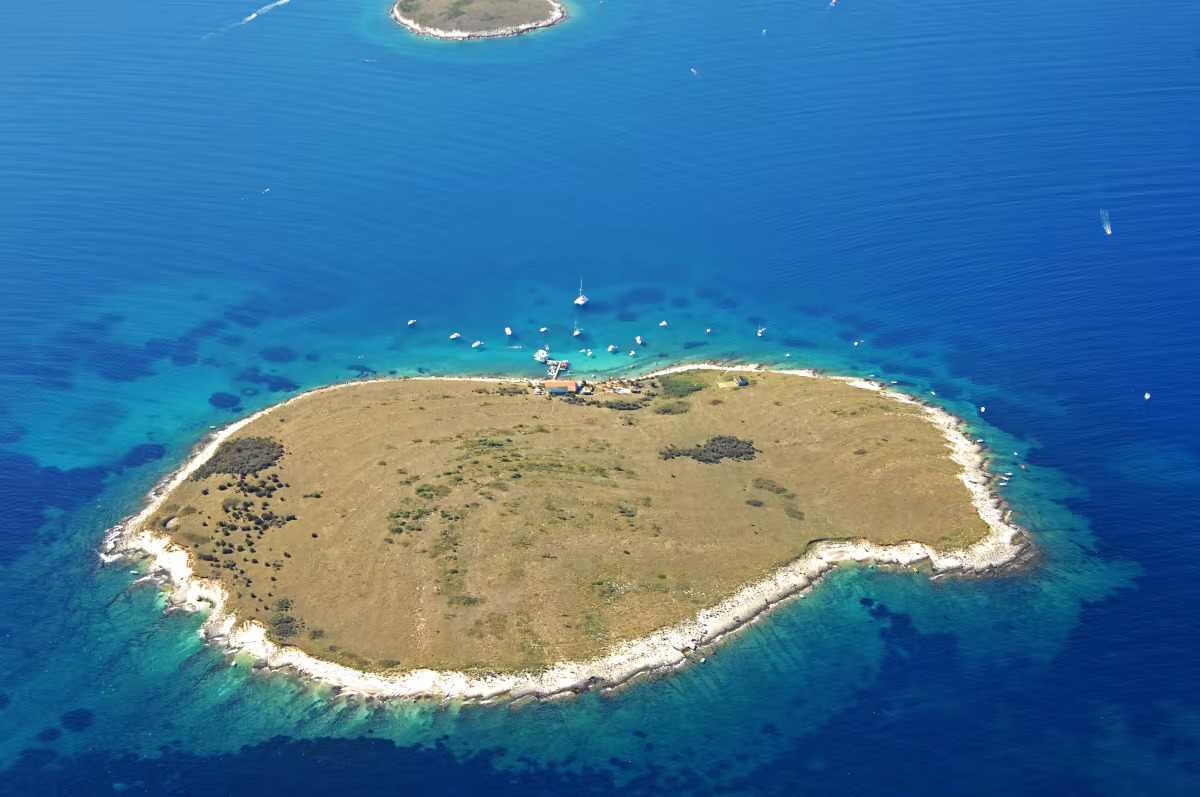 20 millió euróért eladó egy sziget a horvát Adrián