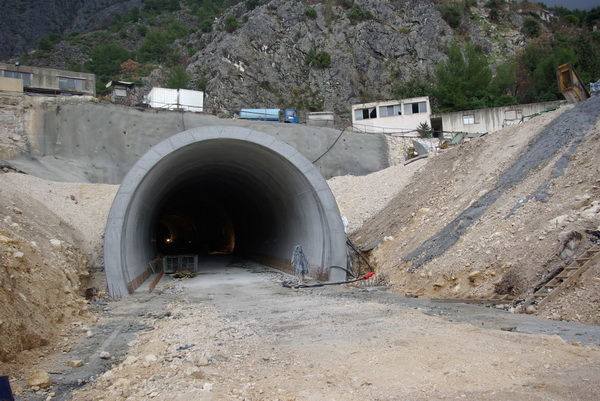 Az építkezés ideje alatt (Kép: www.makarskadanas.com)