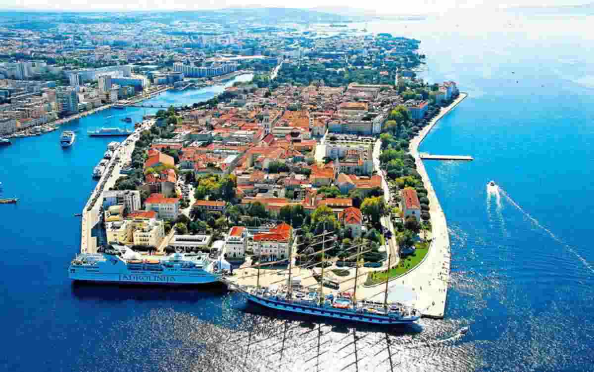 Zadar és Pula: magyar rendőrök segítik a turistákat